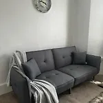 Entire 1Bed Stratford Westfield