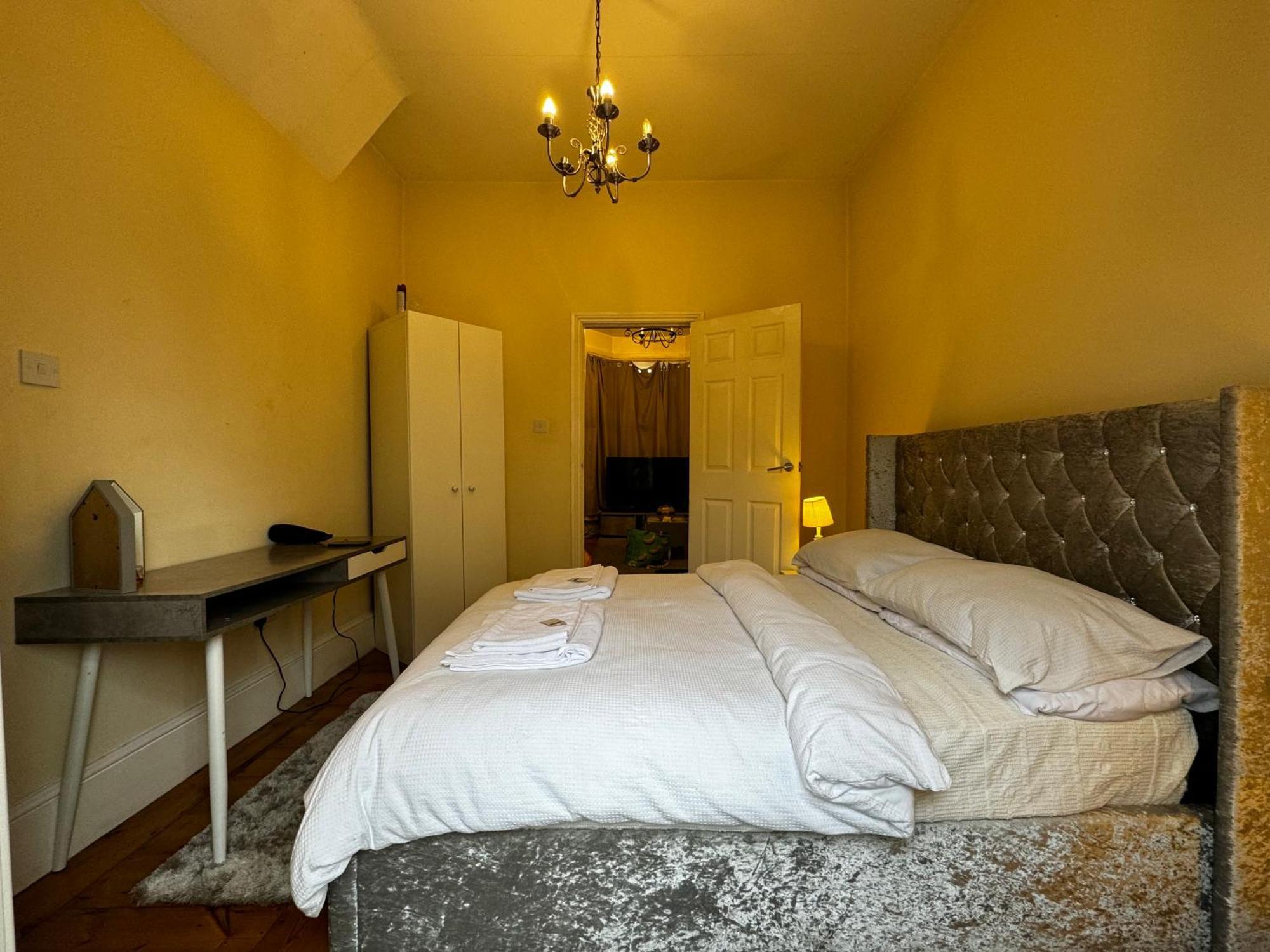 Entire 1bed Stratford Westfield * London