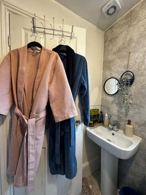 Apartment Entire 1bed Stratford Westfield London
